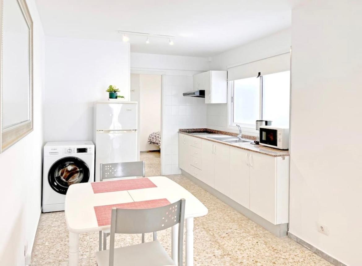 Cozy 2Bedroom Apartments In Los Cristianos アロナ エクステリア 写真